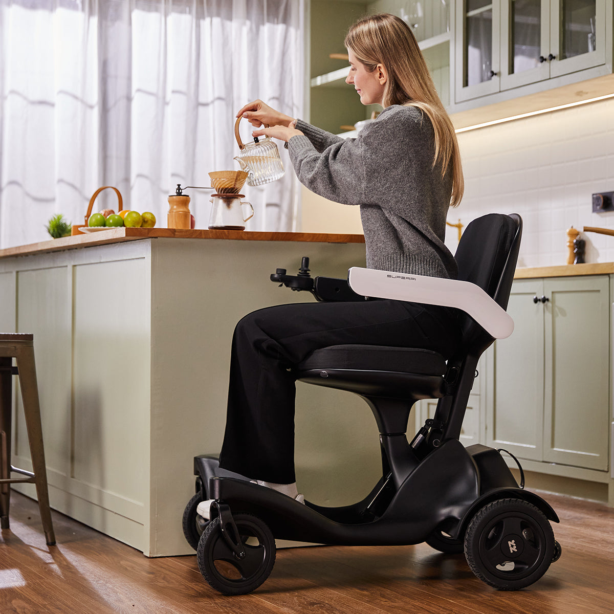 Aotedor-P2 Ultra-Light Portable Electric Wheelchair – Powerful, Safe & Comfortable