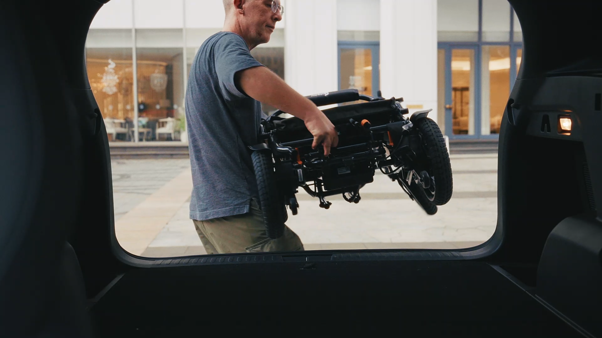 Translation missing: es.sections.video.load_video